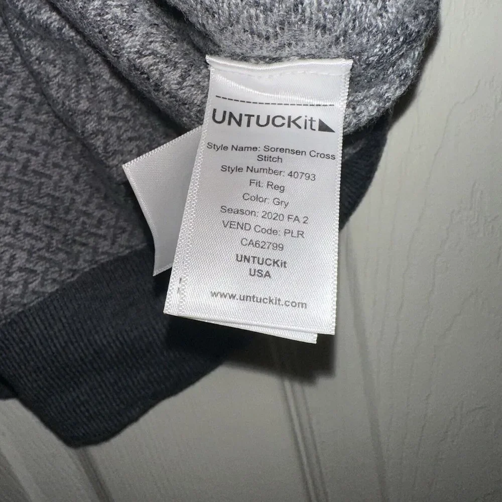 UNTUCKit *see photos*